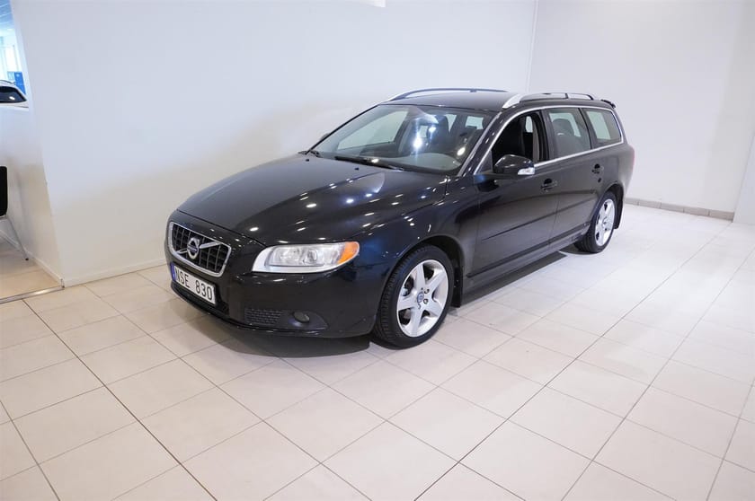 Bild 4 av Volvo V70 Momentum 2,4 D 175hk Dragkrok Läderklädsel El-Stol
