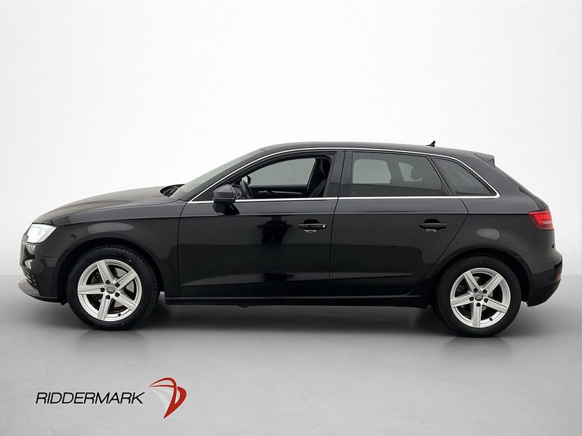 Bild 4 av Audi A3 Sportback 35 TFSI 150hk Proline Adapt-fart 2-Zons Bluetooth