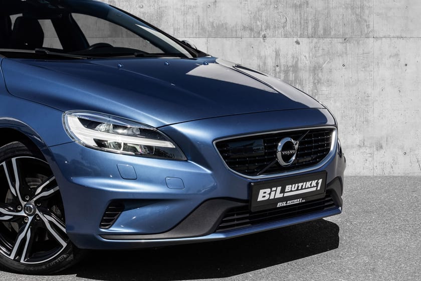 Bilde 2 av Volvo V40 T2 aut. R-design / 18'' / DAB+ / Varmer / 2 år garanti