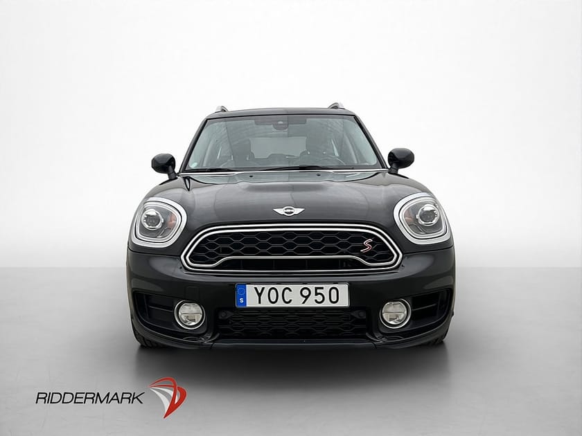 Bild 2 av MINI Countryman Cooper S ALL4 192hk Pano H/K Nav Kamera Drag