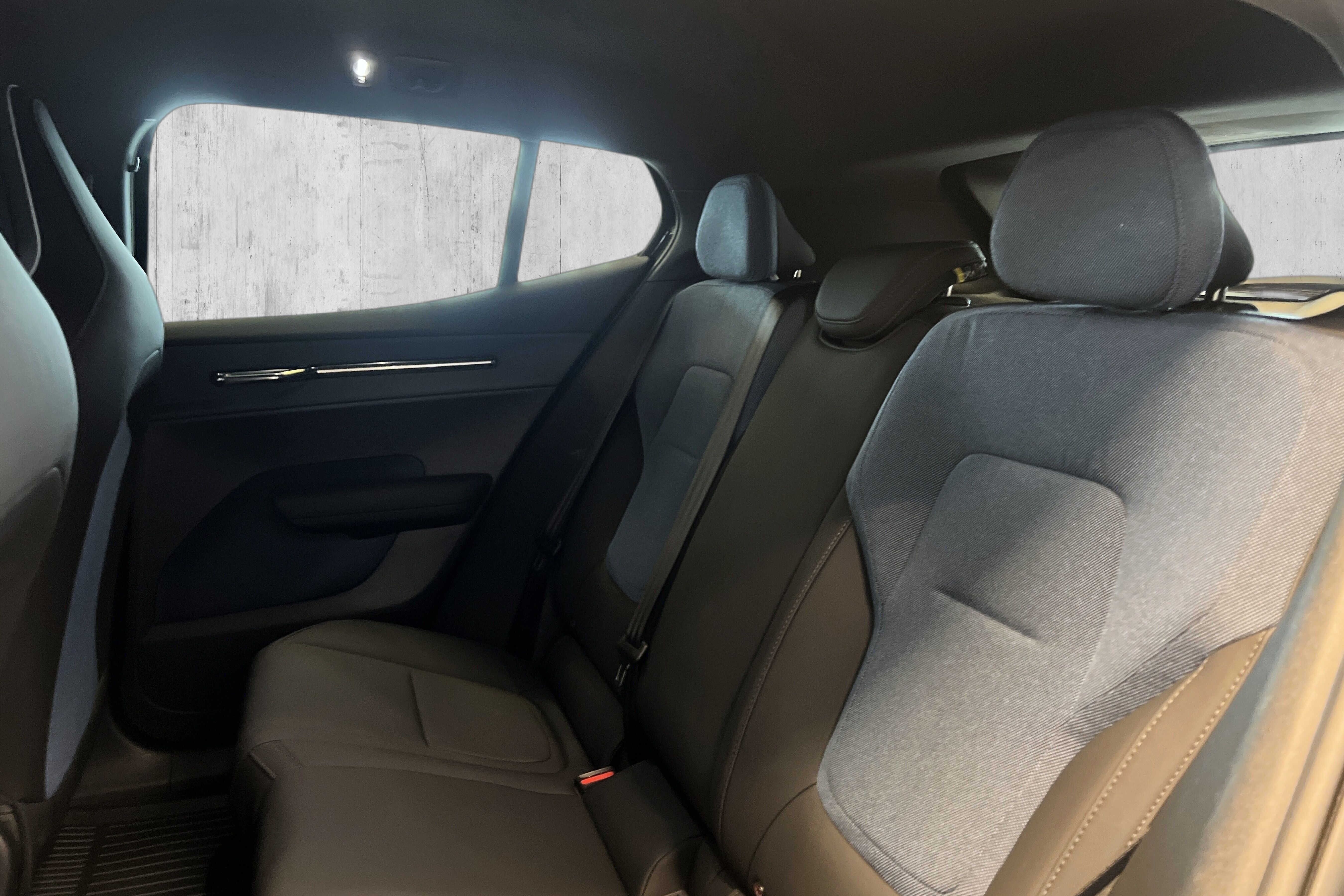 Volvo EX30 Twin Motor Performance bilde 23