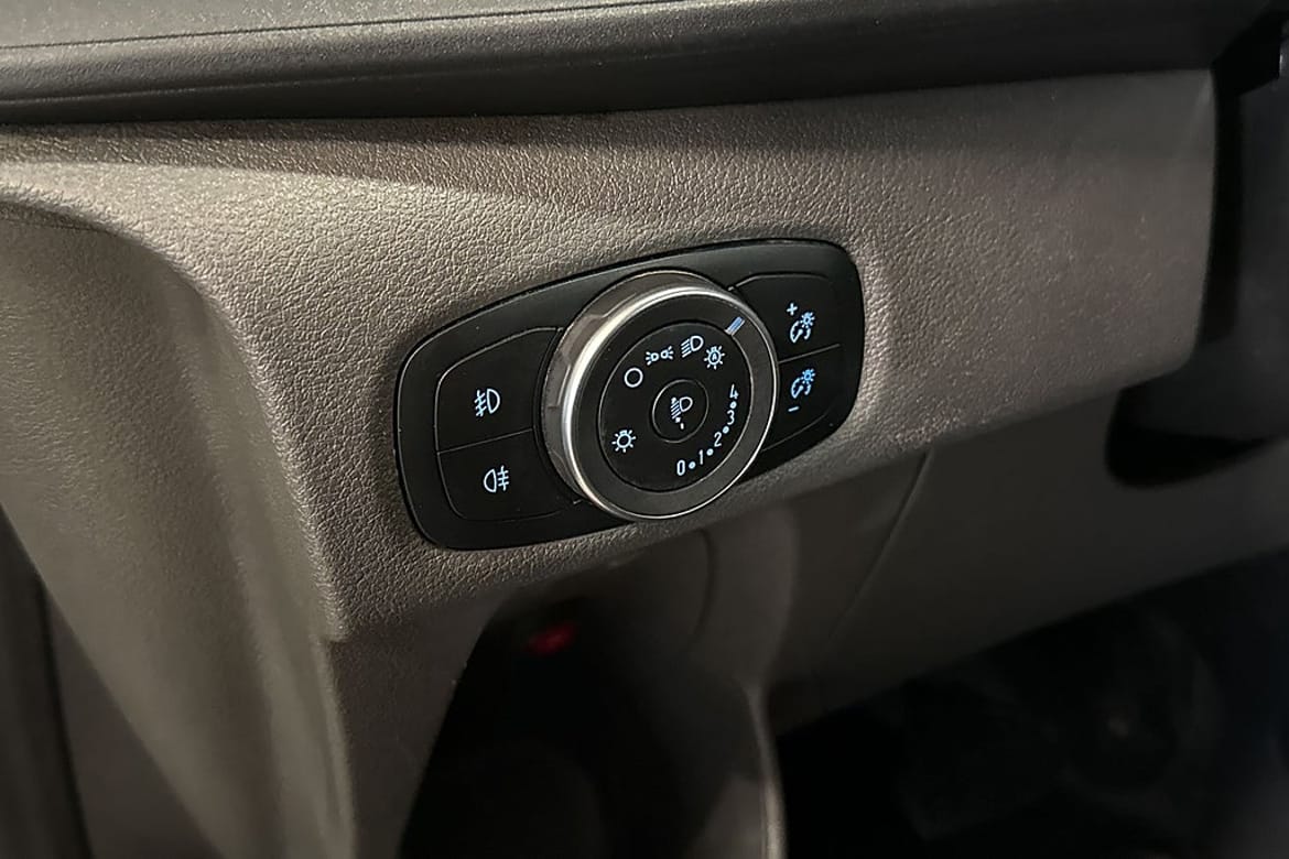 Ford Transit Custom 300 2.0 EcoBlue SelectShift, 6-trinn, 170hk, 2022