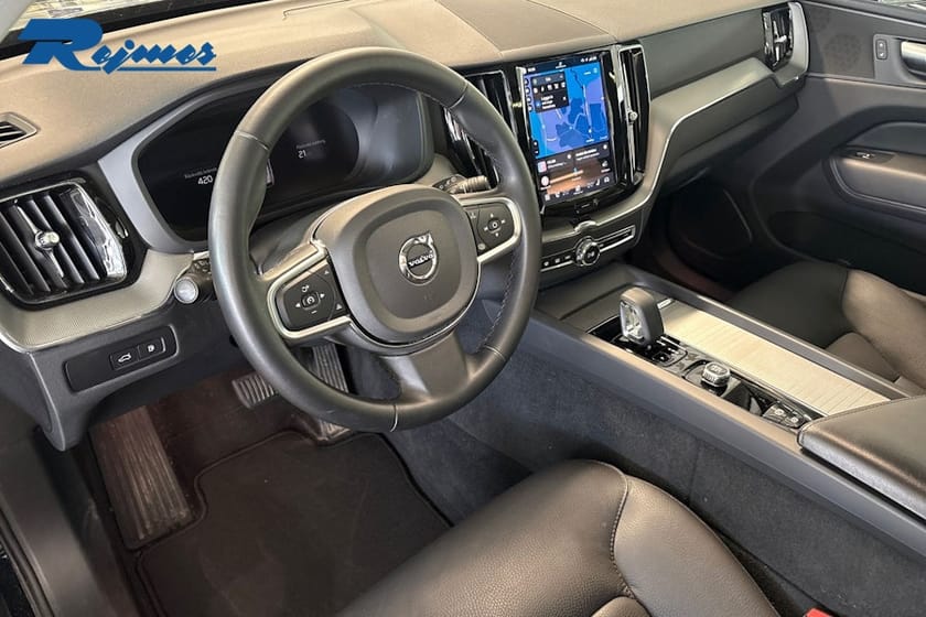 Bild 4 av Volvo XC60 Recharge T6 II Core Edition