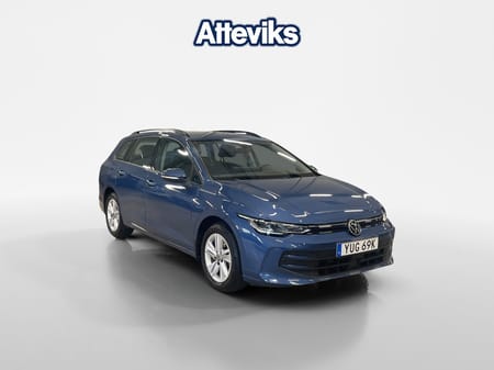 Volkswagen Golf Sportscombi 150 HK Backkamera/Drag/Adaptiv farthållare