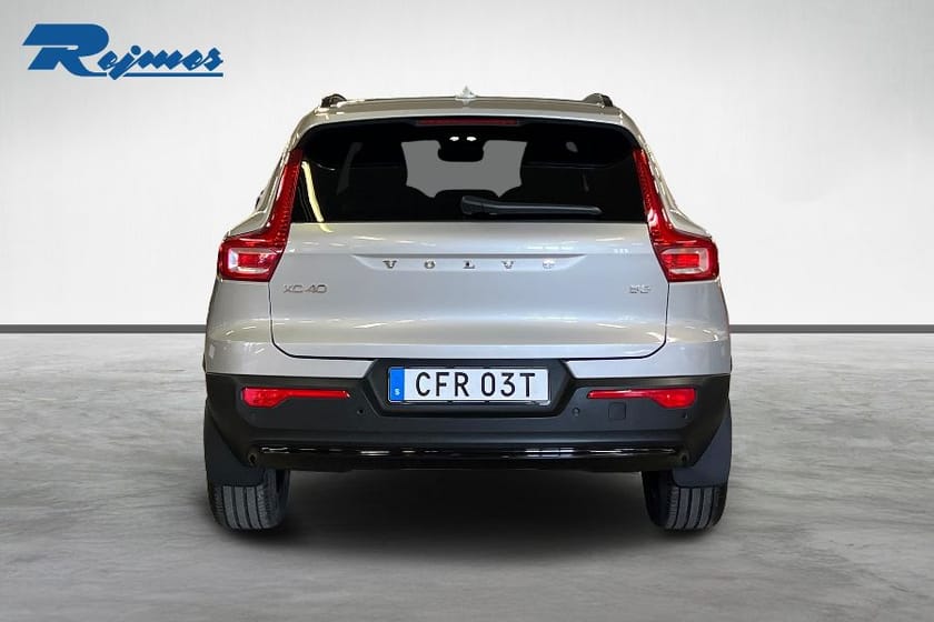 Bild 3 av Volvo XC40 B3 FWD Bensin Plus Dark