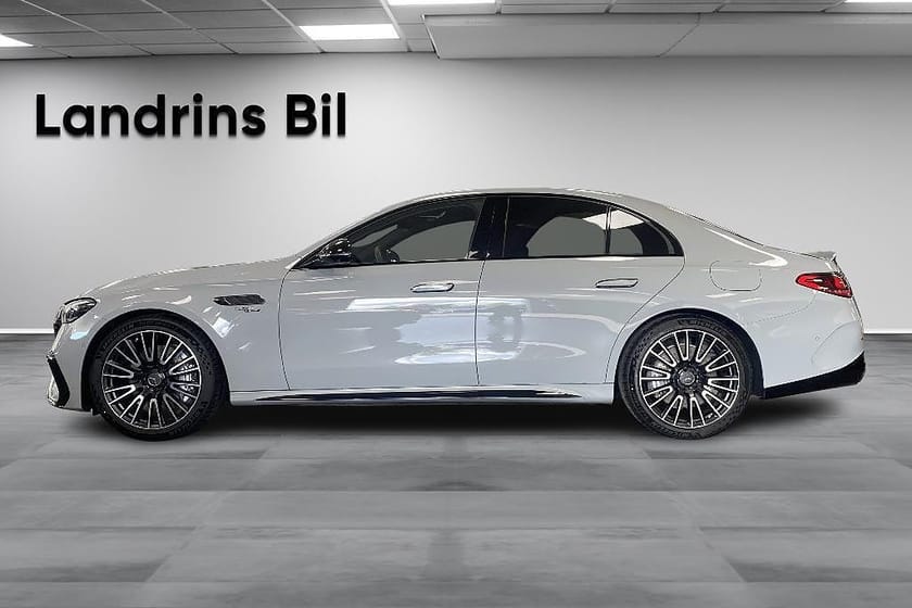 Bild 4 av Mercedes-Benz AMG E 53 HYBRID 4MATIC+