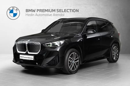 BMW iX1 xDrive30 Fully Charged Premium E. (K)