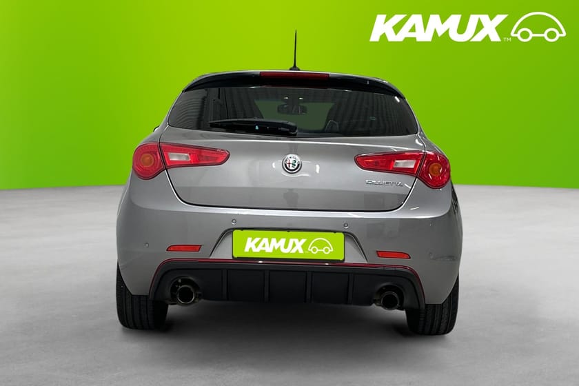 Bild 5 av Alfa Romeo Giulietta Veloce 1.75 TBi 240hk Navi Bose