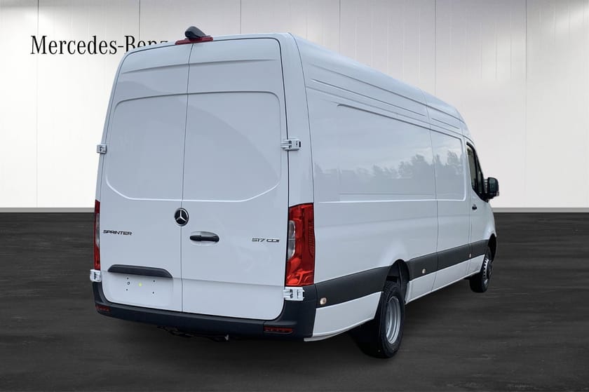 Bild 5 av Mercedes-Benz Sprinter 517 CDI RWD Tourer