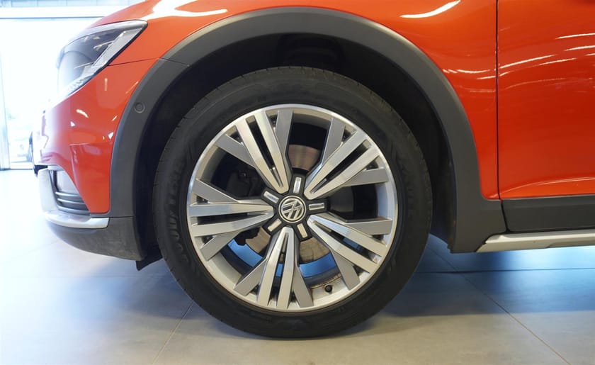 Bild 3 av Volkswagen Passat Alltrack 2.0 Drag CarPlay Kamera