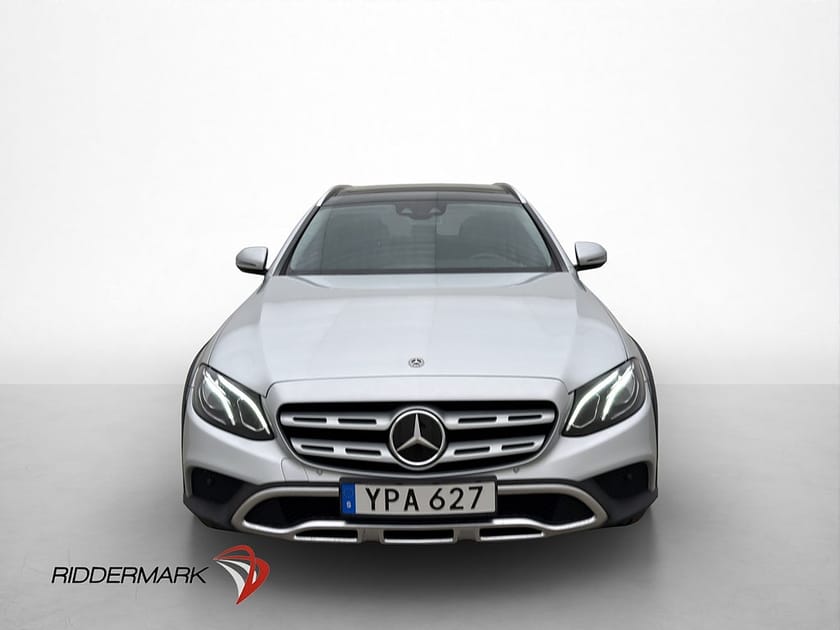 Bild 2 av Mercedes-Benz E 220 d 4MATIC All-Terrain E220 4M Pano Kamera Skinn Drag
