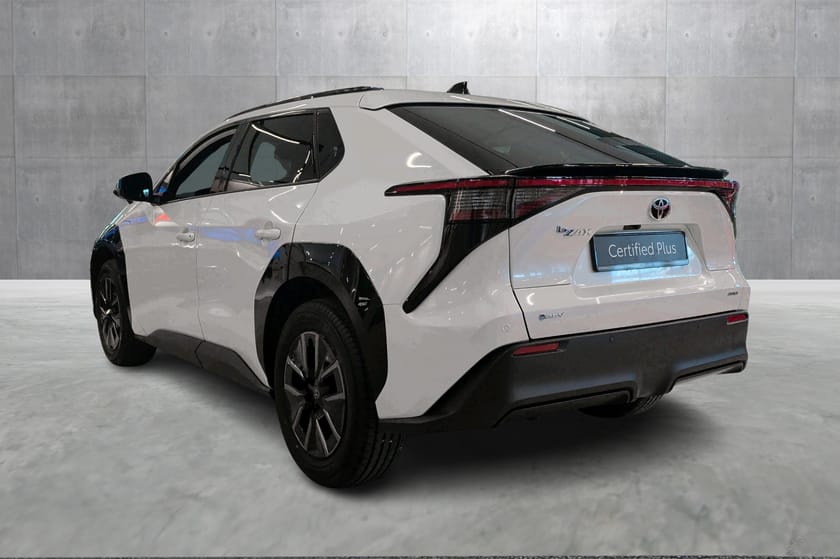Bilde 3 av Toyota bZ4X AWD Active Tech - LED - El.bakluke - 360 kamera