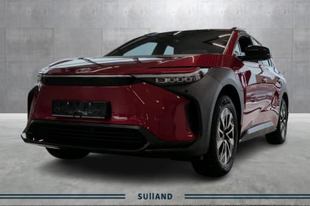 Toyota bZ4X AWD-i Active Tech, Hengerfeste, Adaptiv cruise, Kamera