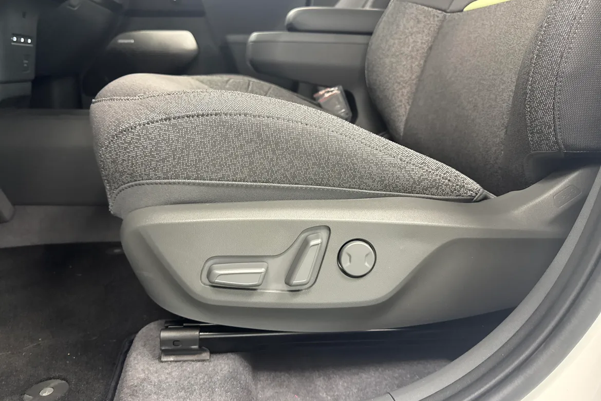 picture of a car