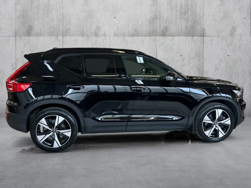 Bilde 3 av Volvo XC40 Recharge P8 AWD Twin 408 hk AWD, Sort skinn, 360` kamera, H.Feste, mm