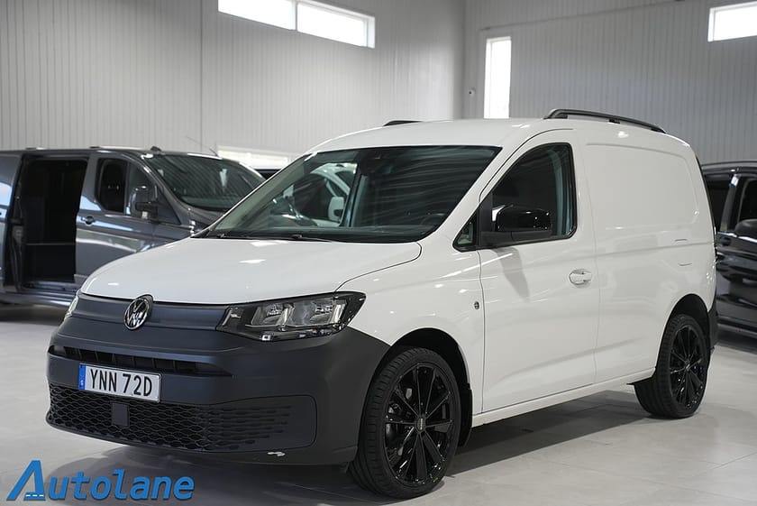 Bild 1 av Volkswagen Caddy Cargo 2.0 TDI BMT Värmare,Dragkrok,Kamera,Carplay 102hk