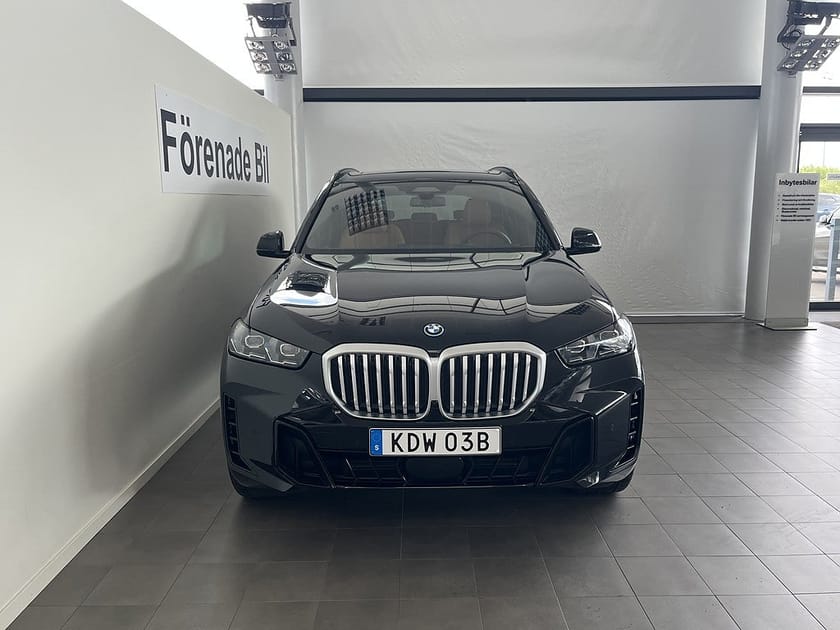 Bild 2 av BMW X5 xDrive50e 3,95 ränta M Sport Pro Drag H/K Panorama