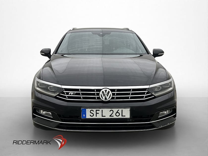 Bild 2 av Volkswagen Passat Sportscombi 2.0 TDI 4M R-Line Drag Värmare Cockpit