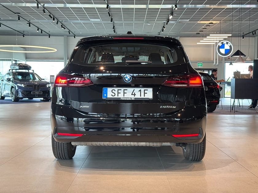 Bild 5 av BMW 225e xDrive Active Tourer Rattvärme Backkamera Stolsvärme