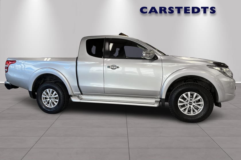 Bild 2 av Mitsubishi L200 Club Cab 2.4 181hk DI-D 4x4