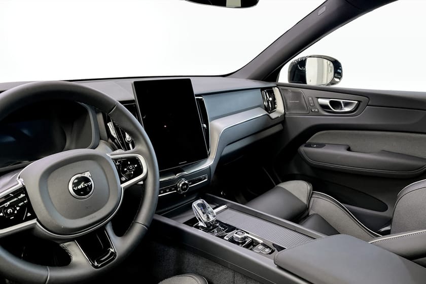 Bild 5 av Volvo XC60 T6 Plus Black Nordic Edition