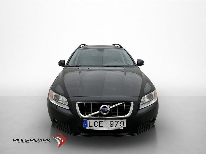 Bild 2 av Volvo V70 2.0F 145hk Momentum Värmare Läder Sensorer LÅGAMIL