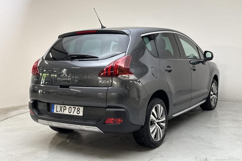 Bild 3 av Peugeot 3008 BlueHDi (120hk) Allure GPS Backkamera
