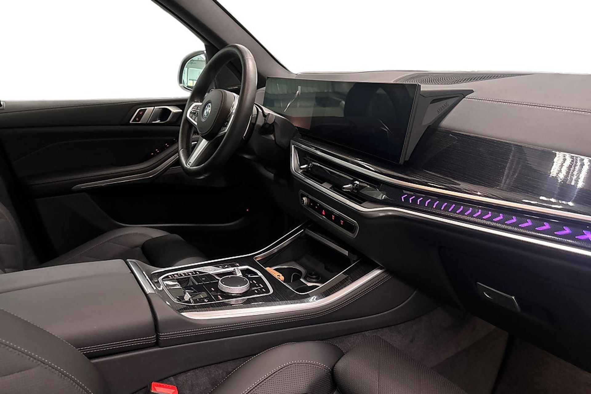 BMW X5 xDrive 50e M-Sport 2025, photo 6/10