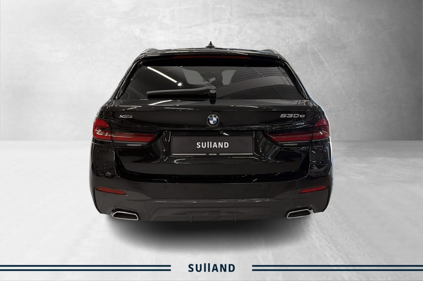 Bilde 4 av BMW 530e xDrive Touring M Sport/Panorama/Komfortseter/Head Up/Hengerfeste/Laser
