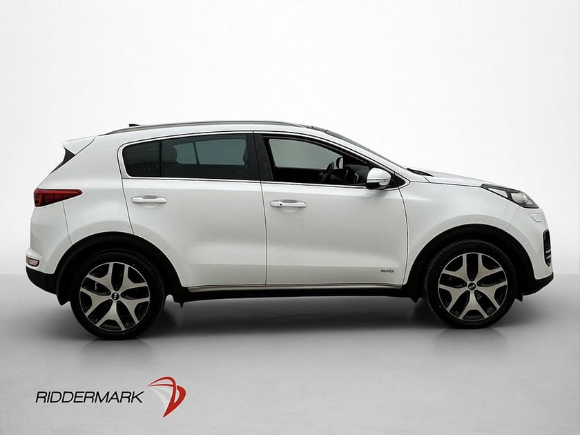Bild 4 av Kia Sportage 2.0 CRDi AWD GT-Line Pano JBL Skinn Kamera Navi