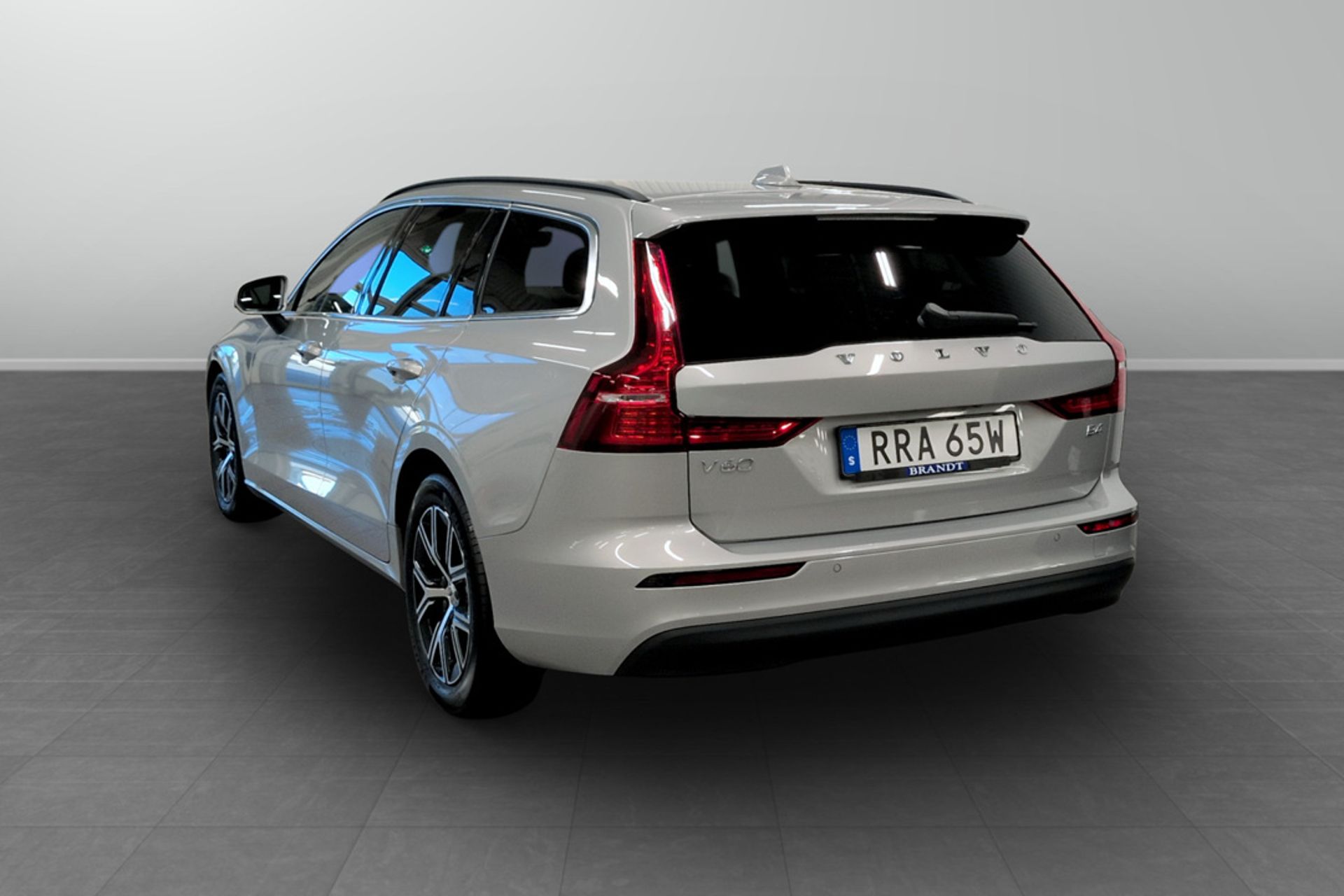 Volvo V60 B4 2024, bild 4/10