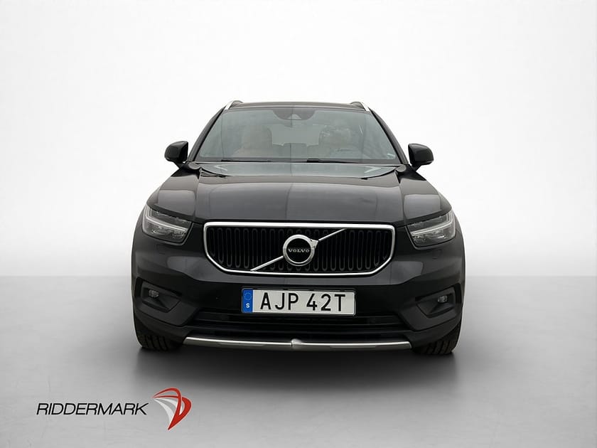 Bild 2 av Volvo XC40 T3 163hk Momentum Skinn Värm Kamera Drag CarPlay