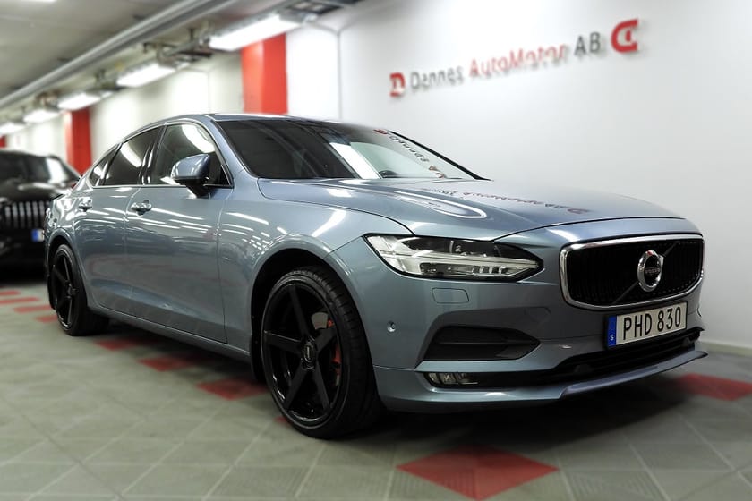 Bild 5 av Volvo S90 D4 AWD Geartronic Momentum Kamera SOV Hjul Drag