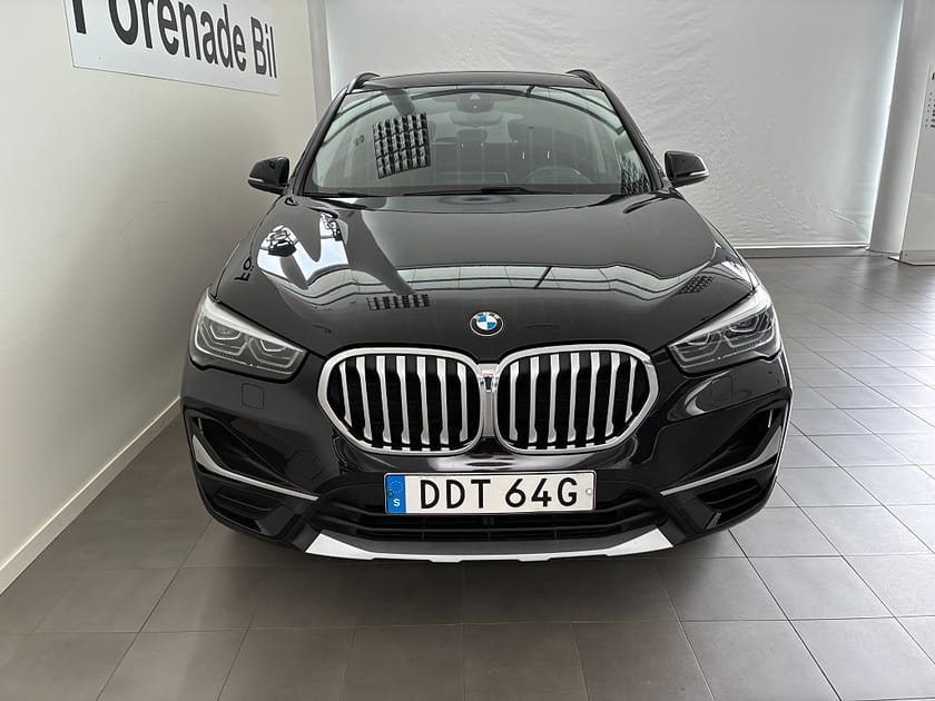 Bild 2 av BMW X1 sDrive20i Model xLine Nav Drag PDC Head-Up