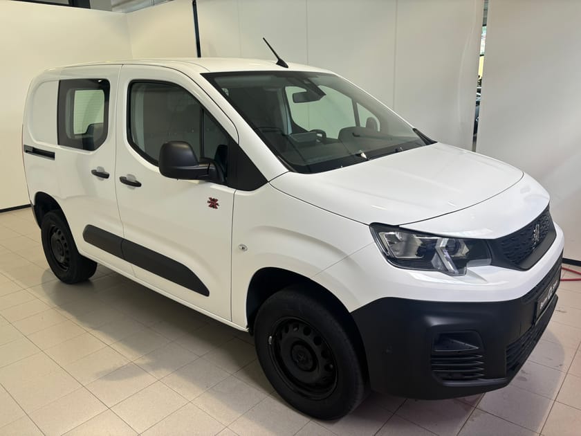 Bilde 2 av Peugeot Partner L1 4x4 / SKYVEDØR BEGGE SIDER / CRUISE