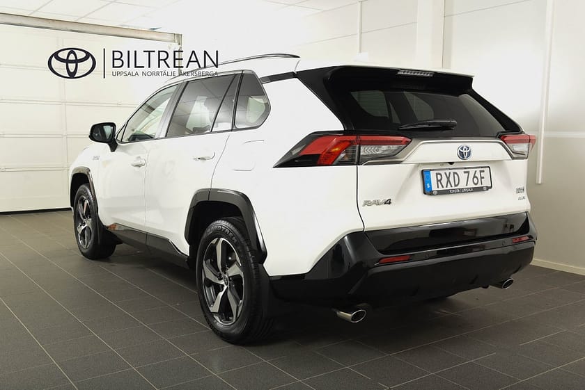 Bild 3 av Toyota RAV4 Plug-in Hybrid AWD X Edition Bränslevärmare MOMS
