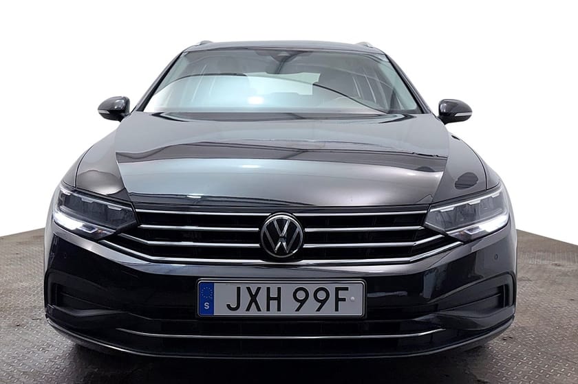 Bild 3 av Volkswagen Passat Sportscombi SC 1.5 TSI Aut Drag Kamera Värmare Stolminne Keyless MOMS
