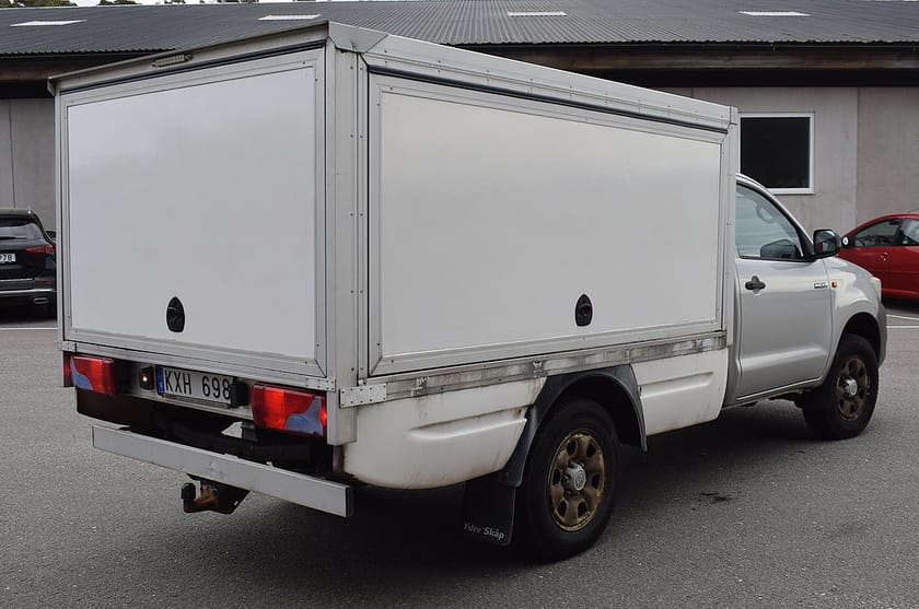 Bild 5 av Toyota Hilux Enkelhytt 2.5 4x4 Drag Moms Reparationsobjekt Export