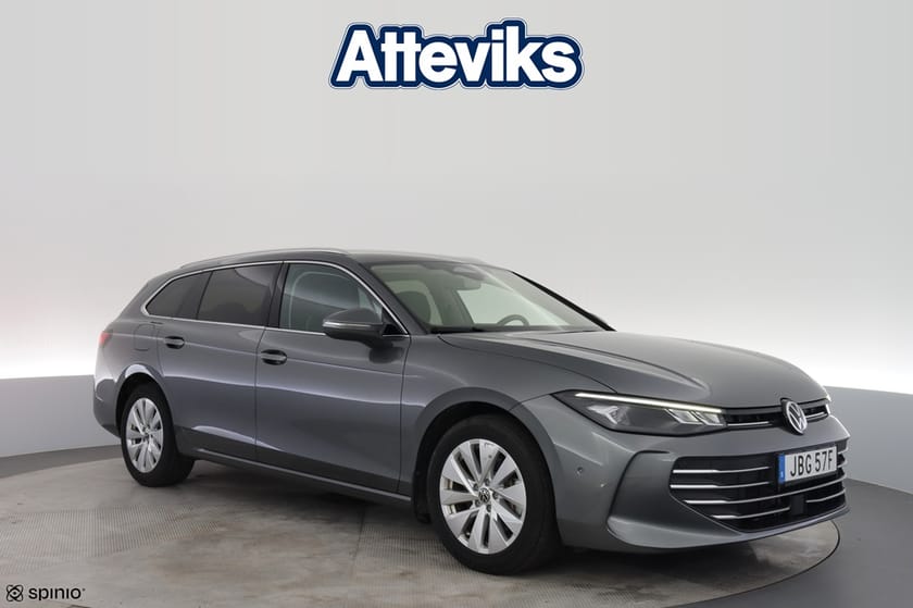 Bild 1 av Volkswagen Passat Variant eHybrid Plug-in Drag Kamera P-Värm Navi Rattvärme