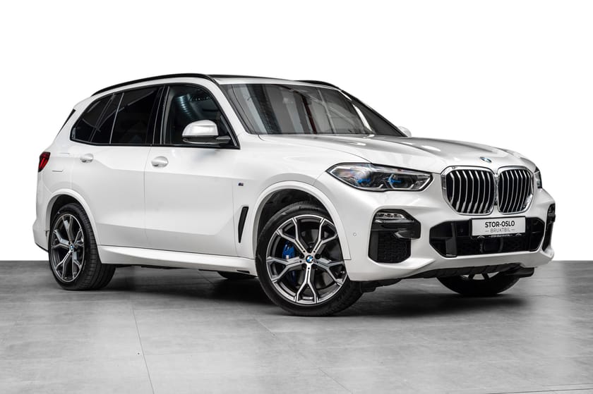 Bilde 1 av BMW X5 xDrive45e iPerformance M-sport/HUD/ACC/Krok/Pano/360/H&K/Laser ++