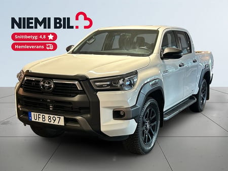 Toyota Hilux Dubbelhytt 2.8 4WD Invincible MOMS/MoK/Skinn/Kamera/SoV