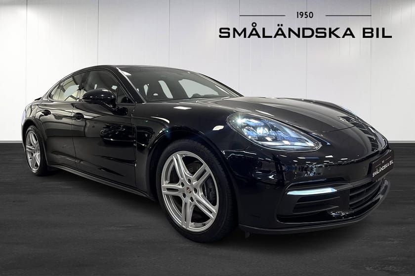 Bild 2 av Porsche Panamera 4 PDK Panorama Sport Chrono 330hk