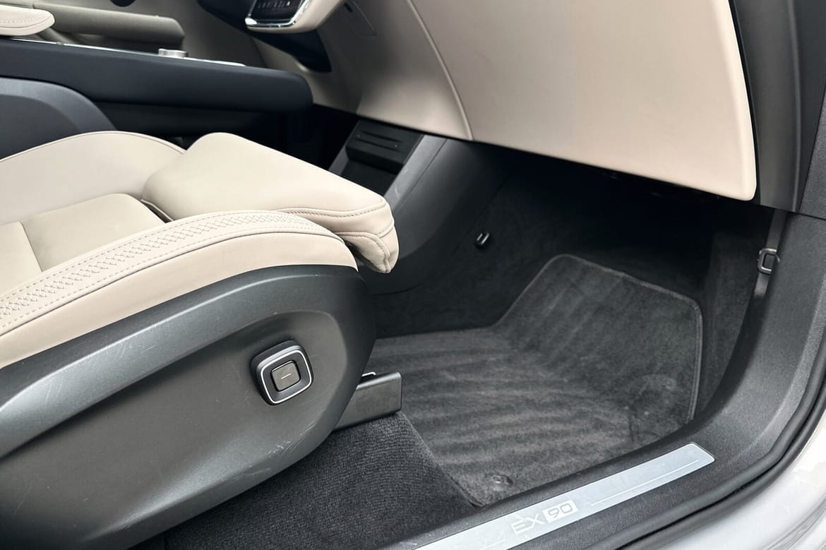 Volvo EX90 Twin Motor Performance bilde 22