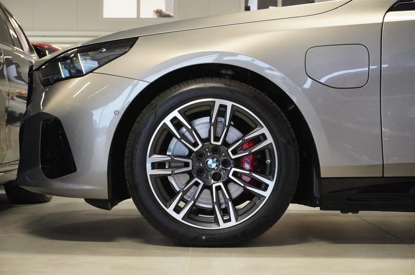Bild 2 av BMW 530e xDrive Touring