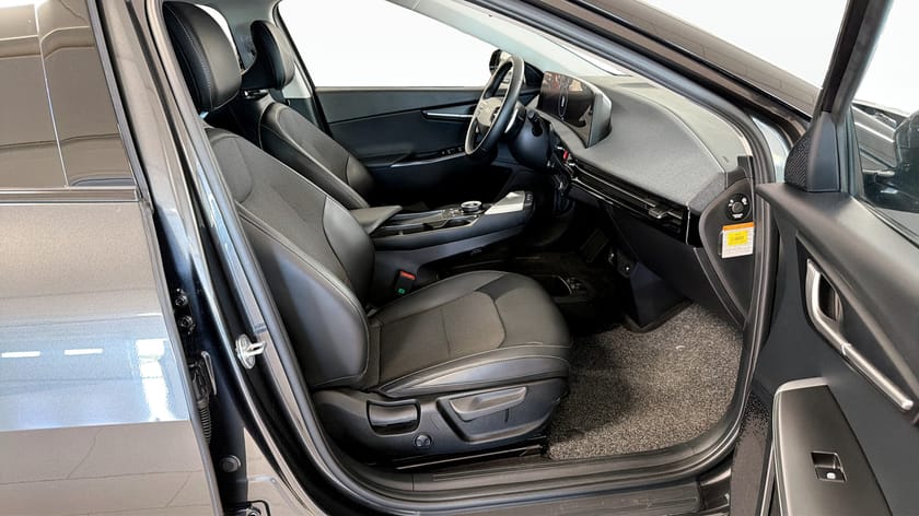 Bild 3 av Kia EV6 77.4 kWh 228Hk / Backkamera / Blis / Dragkrok