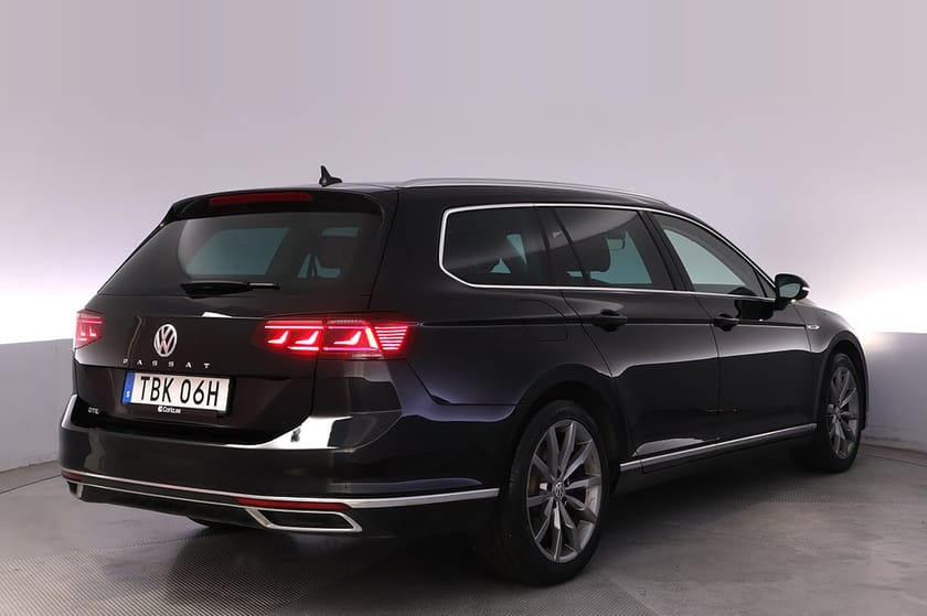 Bild 5 av Volkswagen Passat Sportscombi GTE Variant Executive Cockpit Kamera Läder