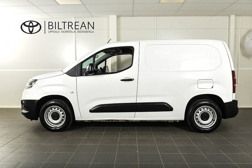 Bild 2 av Toyota ProAce City 1.5D 3-sits Vinterhjul