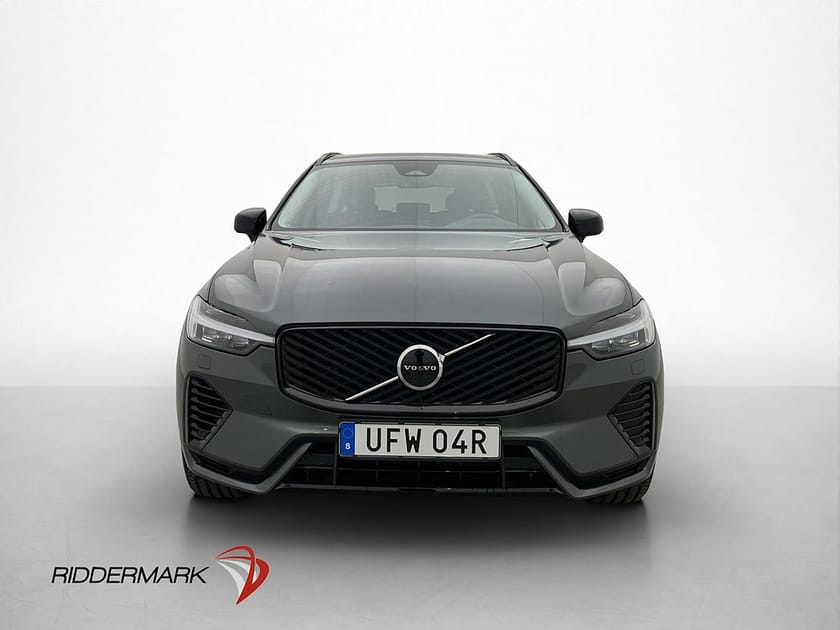 Bild 2 av Volvo XC60 Recharge T6 AWD Plus Dark Skinn Drag Kamera Värm