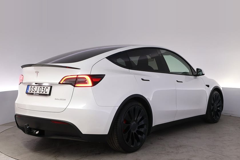 Bild 5 av Tesla Model Y Performance Autopilot Panorama Drag