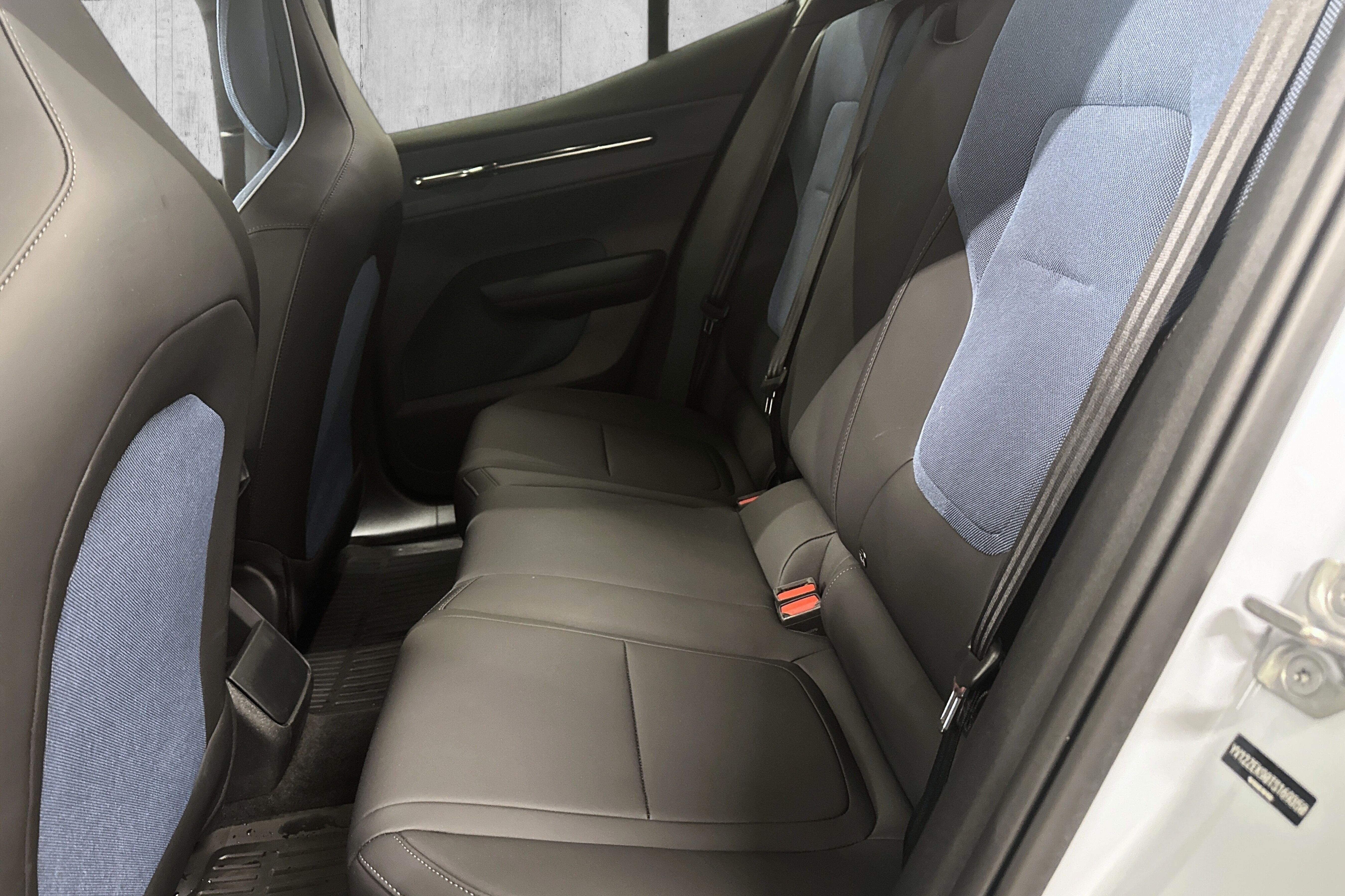 Volvo EX30 Twin Motor Performance bilde 15